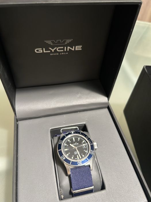 Glycine Combat Sub