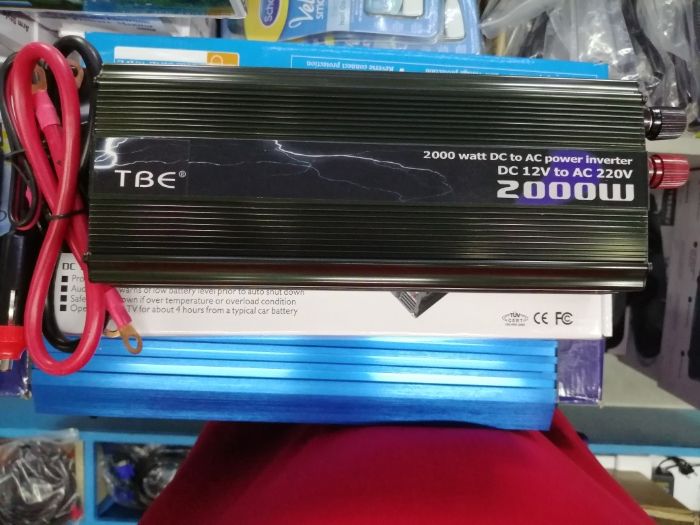 Инвертор 12V или 24V DC към 220V AC мощности от 1000W до 4000W