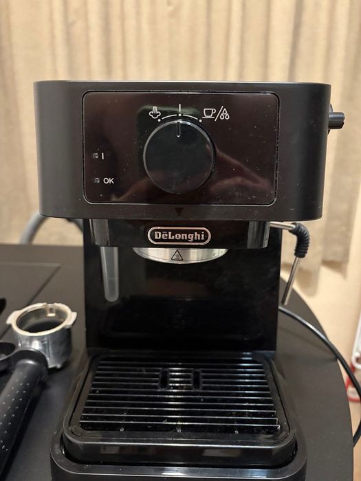 Кафемашина DeLonghi Stilosa EC260.BK