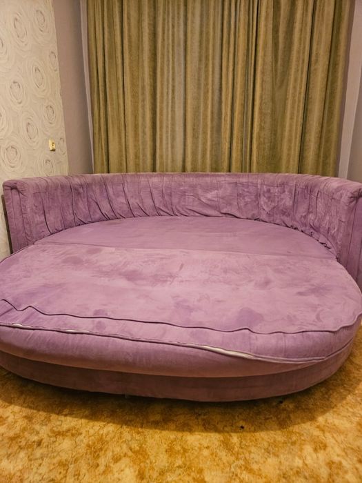 Продам большой диван