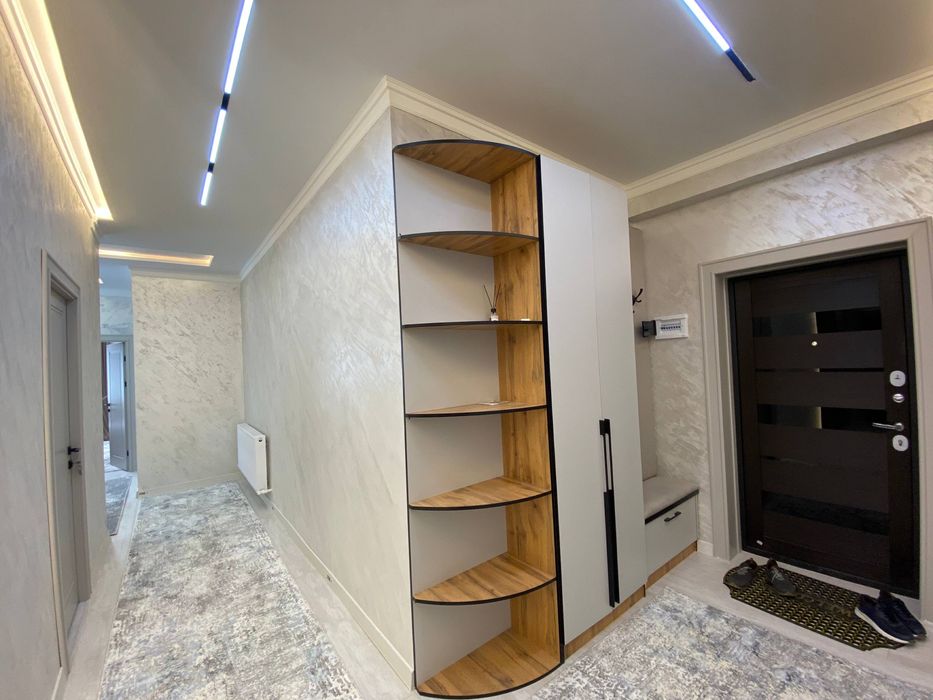 Продаётся 3х ком. студия квартира с евро ремонт от собственика