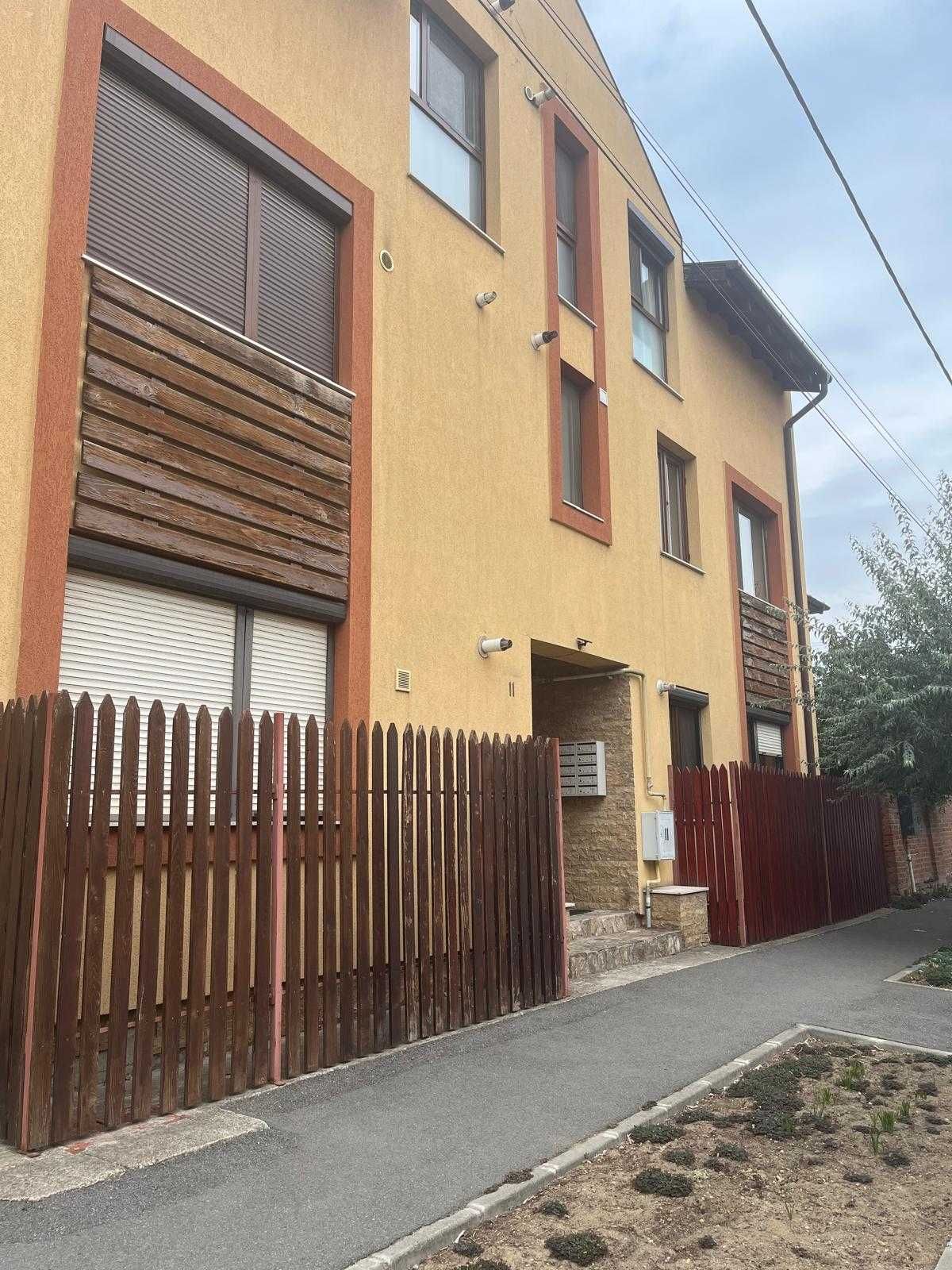 3 camere, centrală gaz, mobilat și utilat - Calea Aradului Oradea