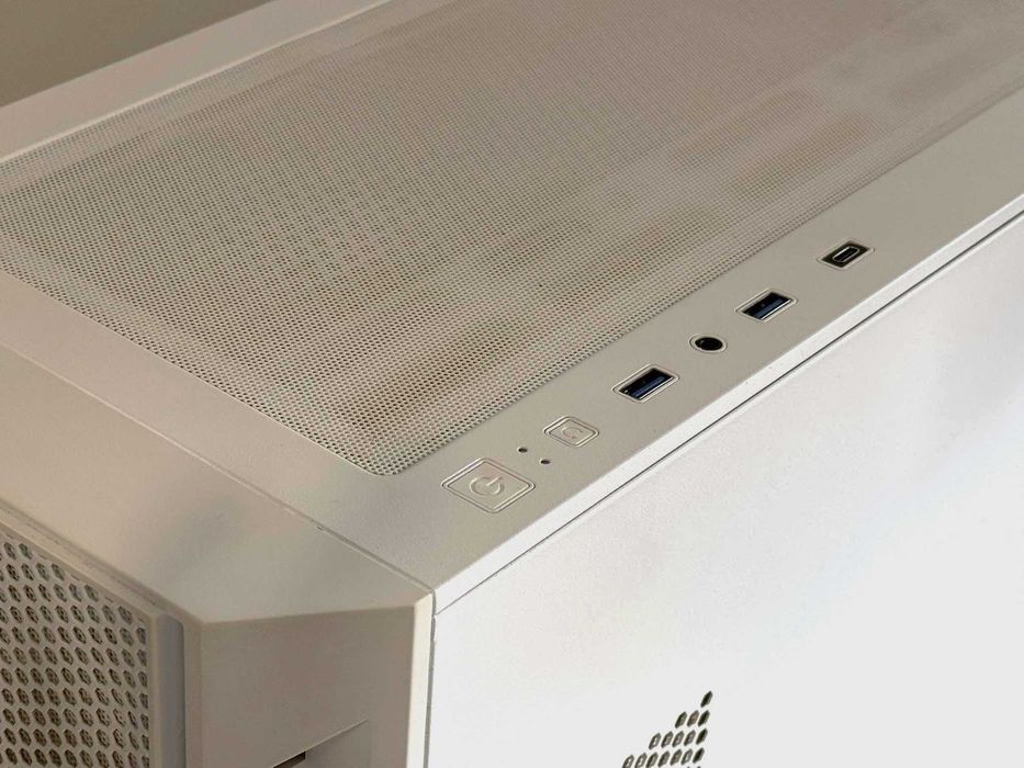 Бартер!Ryzen 7 5700X3D / 32GB Ram / 1TB SSD / RTX 2070 SUPER ROG STRIX