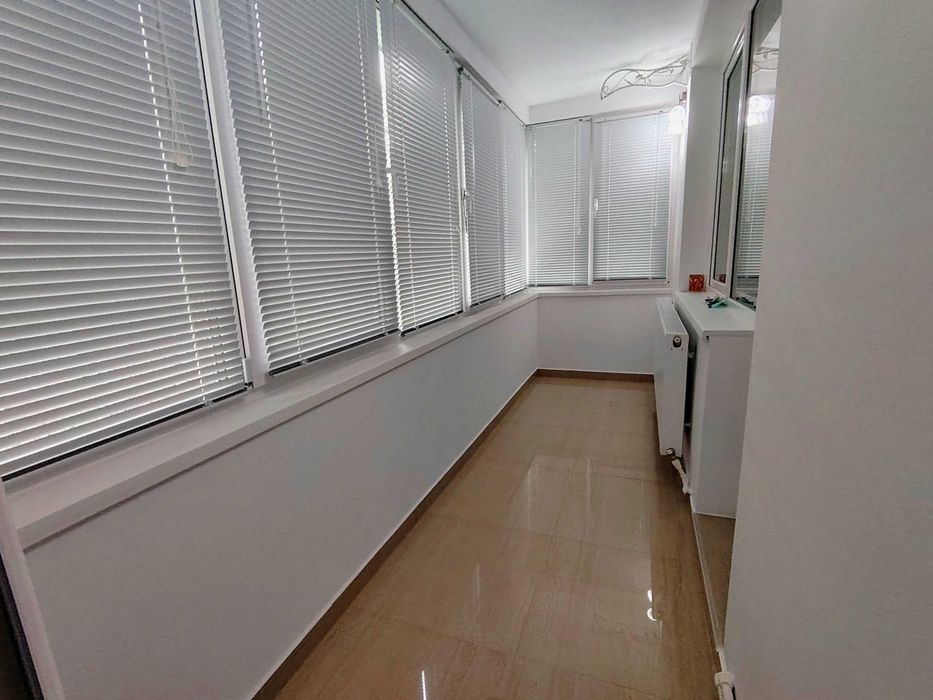 Apartament 3 camere lux,decomandat,etaj 2/4, central