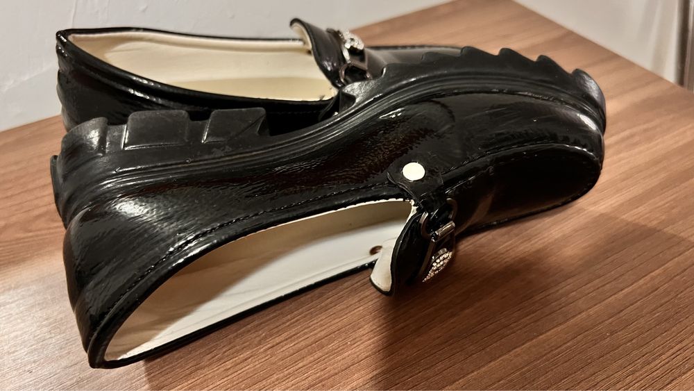 Обувь школьная обувь