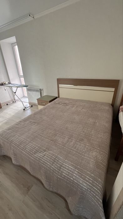 Кровать двухспальный 160*200