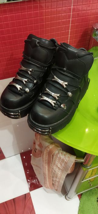 Ботинки 38-39 р.