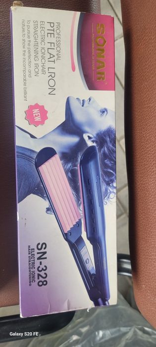 Выпрямитель утюжок для волос