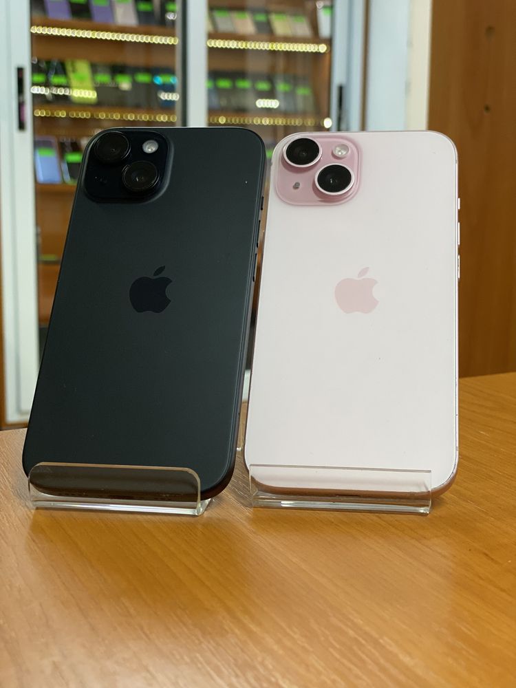 Apple iPhone 15 Black/ Pink - 128GB - Garantie