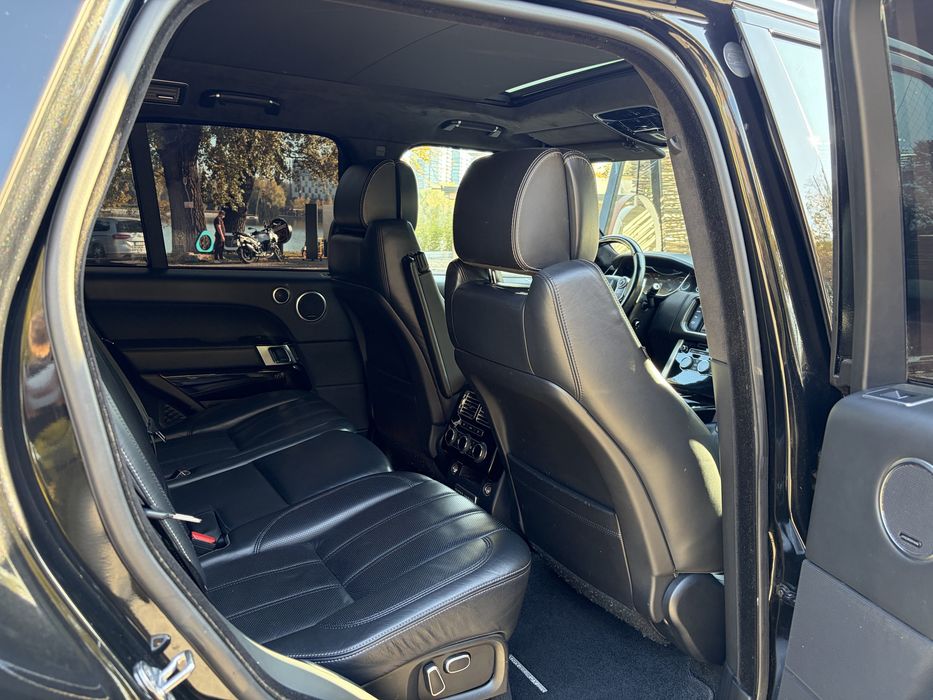 Range Rover Vogue • Autobiography 3.0d variante pret fix