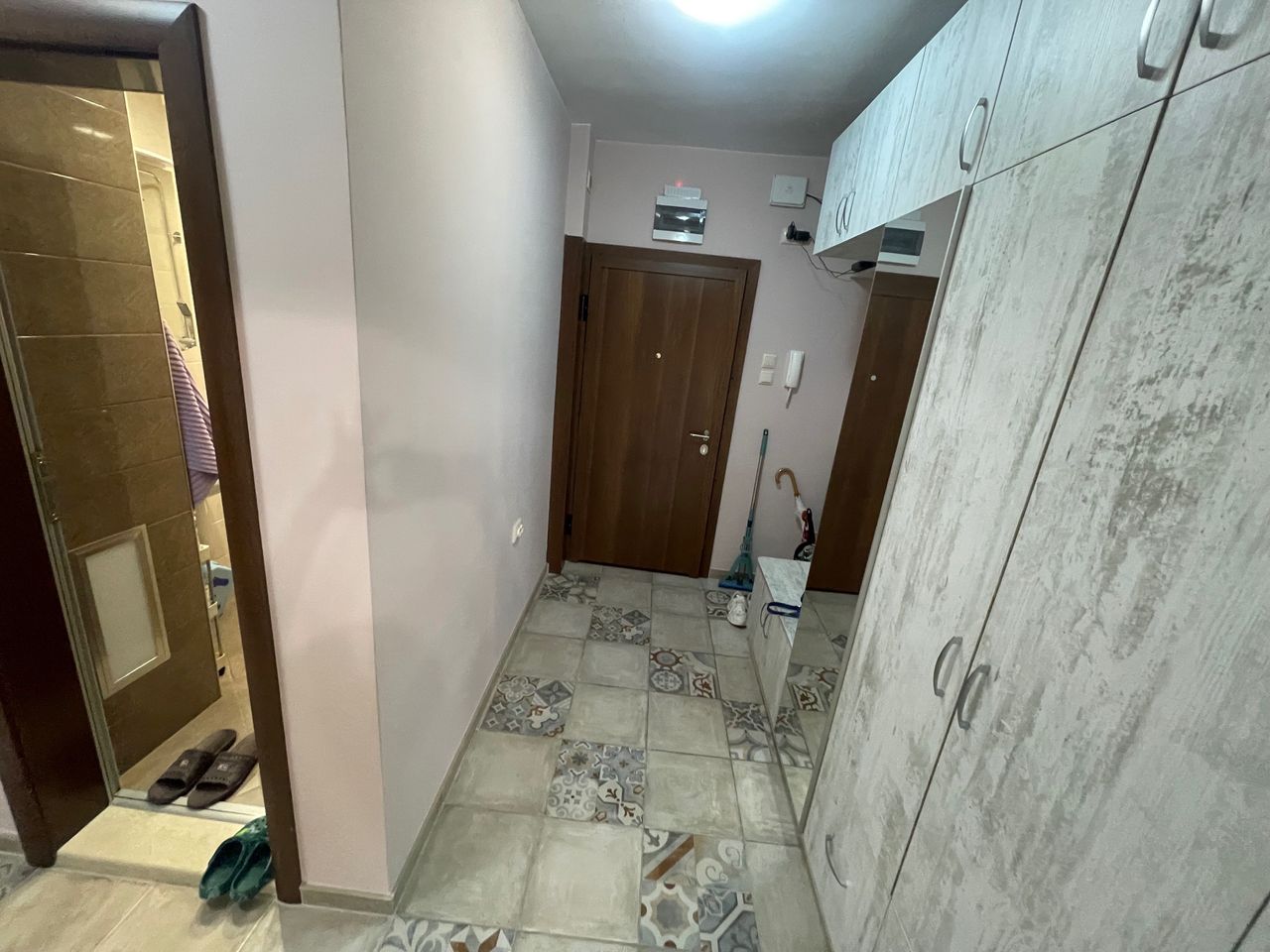Продава се Тристаен апартамент в Плевен, Широк център - 83 кв.м за 1994 €/кв.м - Снимка #14
