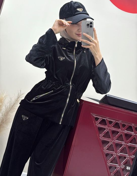 Двойка прада и бейсболка