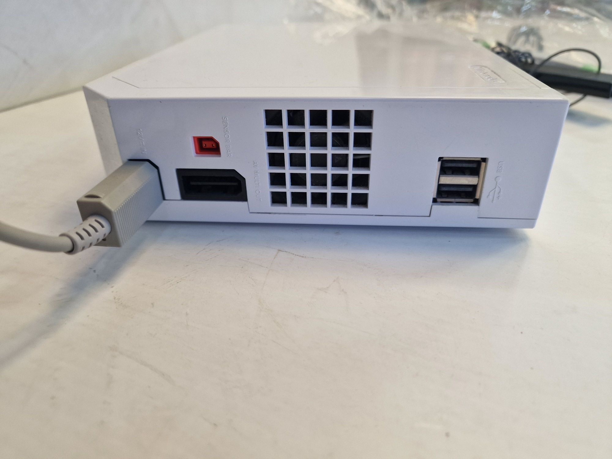 Nintendo Wii със захранване