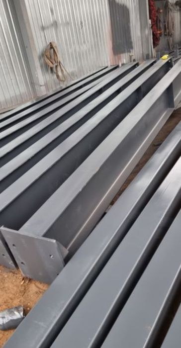 Vând structură metalică 10×20×4h