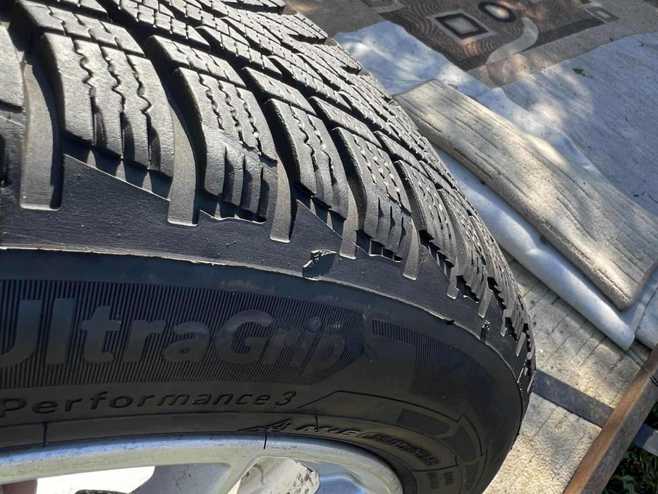 Cauciucuri iarna 205/60/16