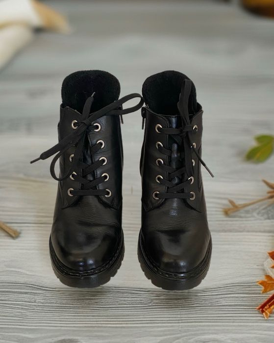 Ботинки женские  Rieker