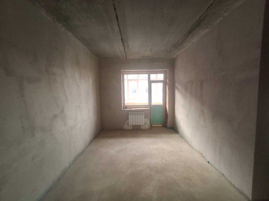 продам-1 комнатную квартиру в доме 2025года