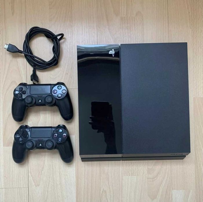 PS4 Sotiladi ,  Holati zo'r , 30 ta o'yin , Arzon garantiya , Vzlom