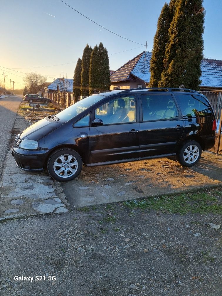 Vând Seat Alhambra