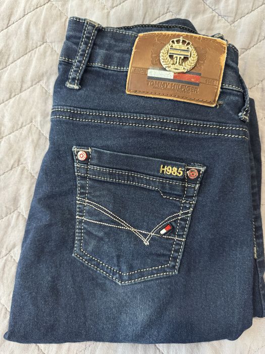 Тъмносини дънки слим Tommy Hilfiger