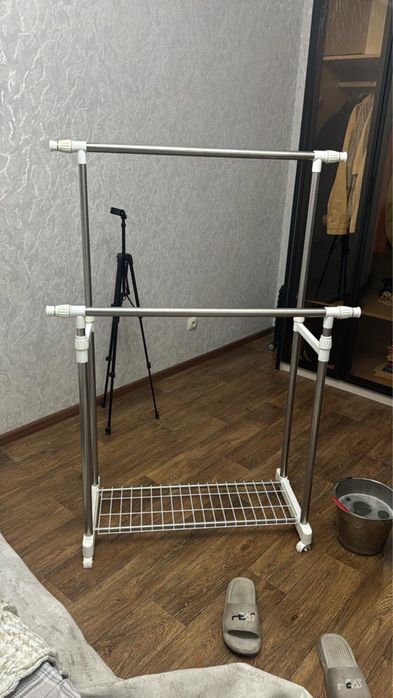 Продаю вещалку для гардероба