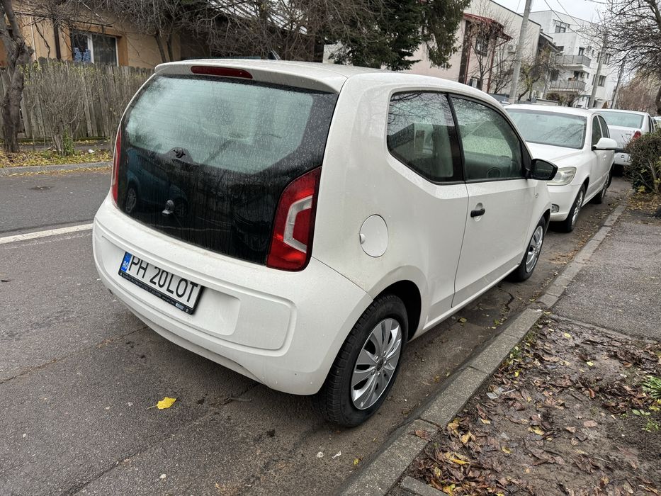 Vw up! an fab 2013 motor 1.0 MPI benzina tva deductibil!!