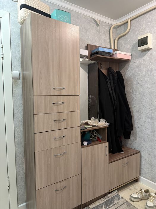 Шкафы для спальный и прохожий