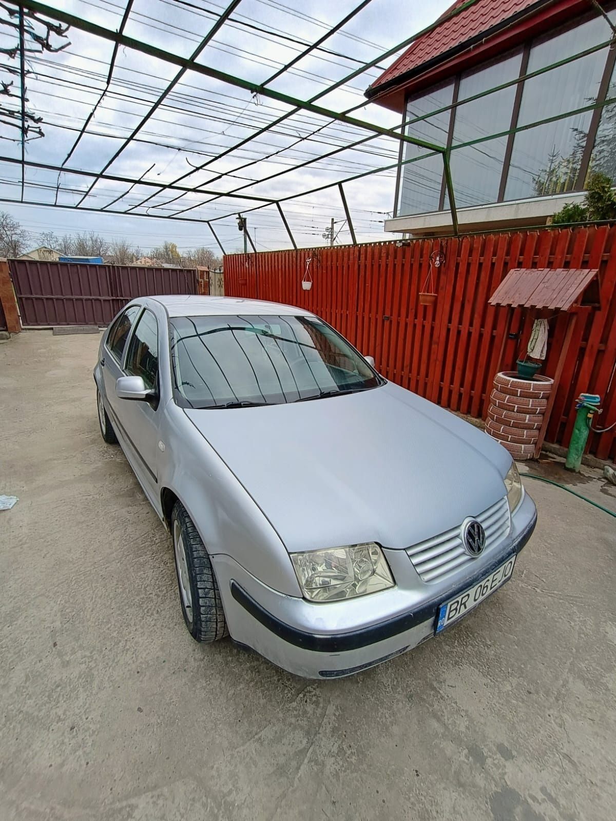 Vând Volkswagen Bora 1.6 benzina