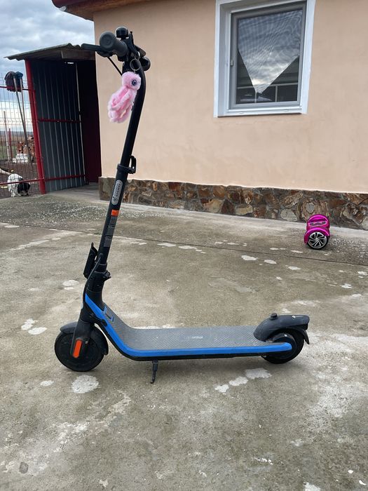 Trotineta electrica de vanzare aproape noua