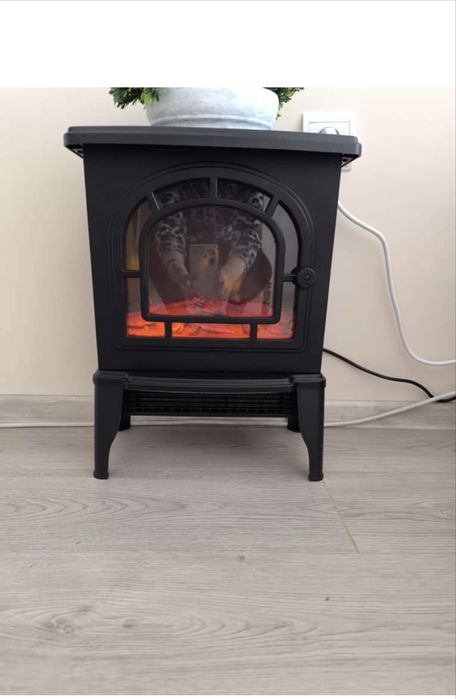 Semineu electric cu efect flacara