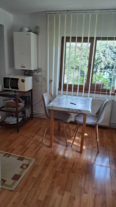 Vanzare casa 3 camere 106 mp Ploiesti-central