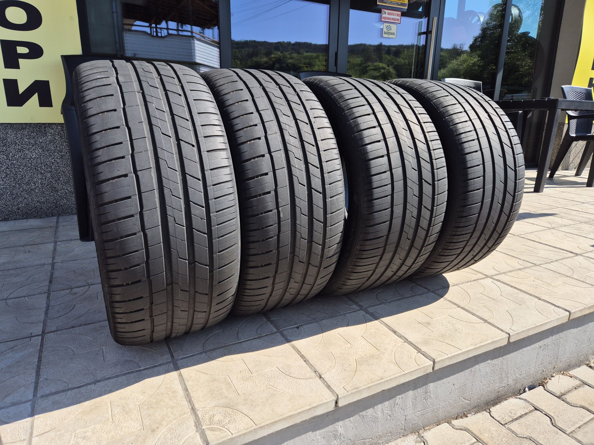 Летни гуми Спорт Пакет 285/40/21/315/35/21 Цола HANKOOK