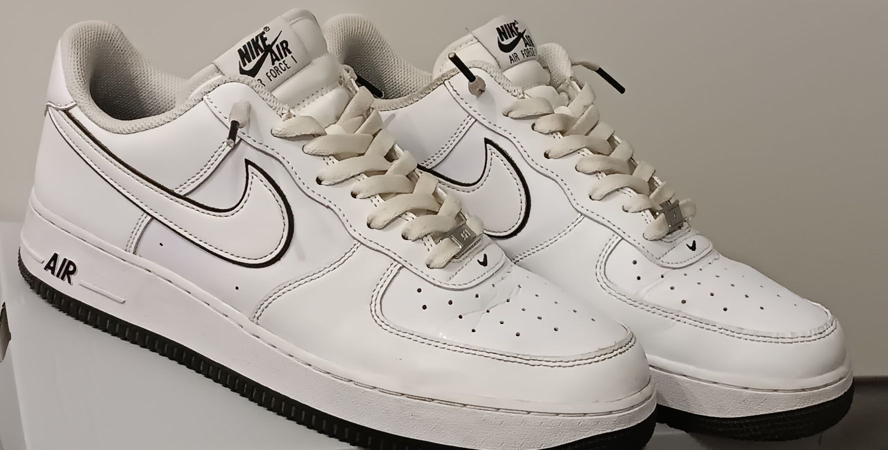 Nike Air Force 1 оригинални  EU46.кожени