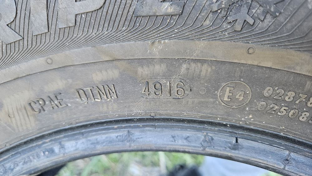 Гуми 195 65 15 семперит