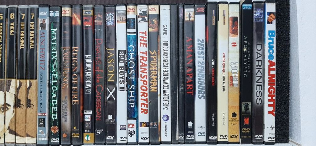 Vand DVD cu filme