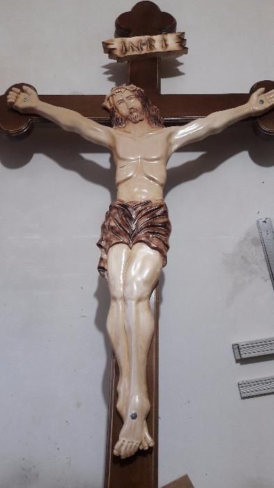 Crucifixe deosebite
