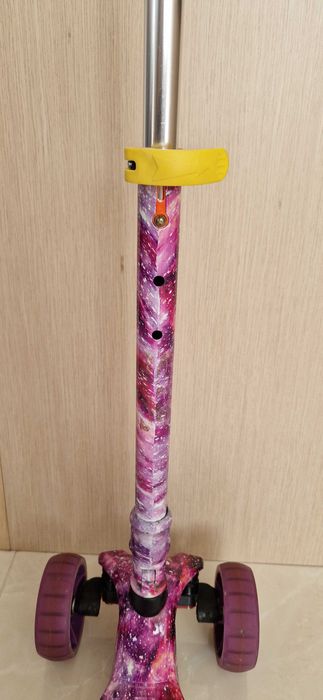 Детски скутер Chipolino Croxer Evo, светещи колела