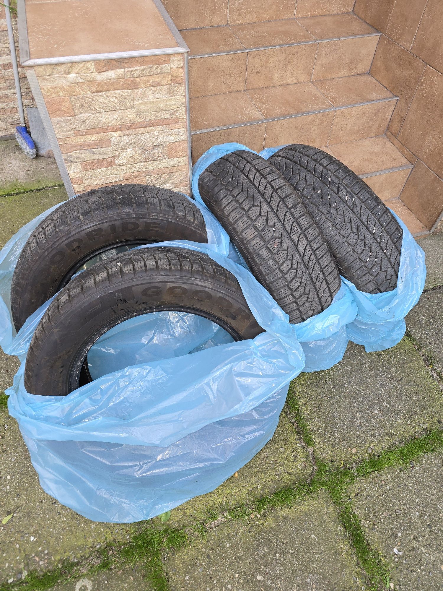 Cauciucuri de iarna Goodride Z-507 205/60/R16 DOT 2024 ca noi