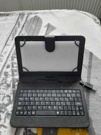 Vând husa protecție tableta 7 " cu tastatura,mufa mini usb/mufa otg