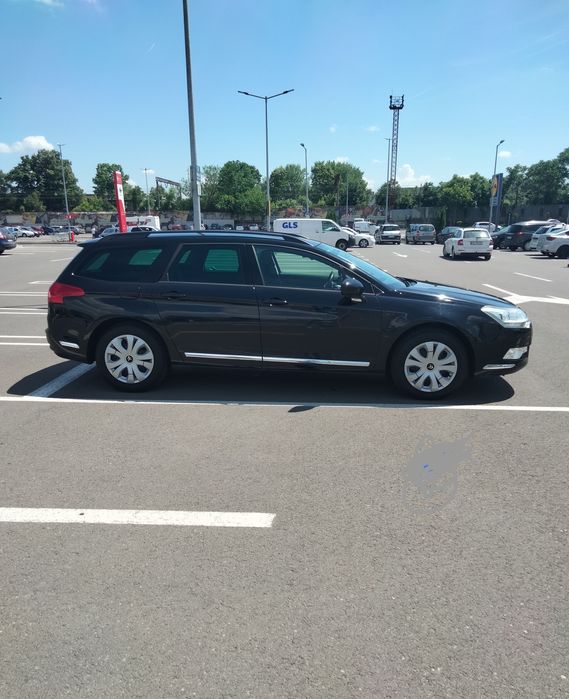 Vând Citroen C5  benzina 1.6