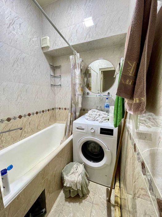 Ц-5
4/1/4
Площадь: 85 м² + подвал 12 м²