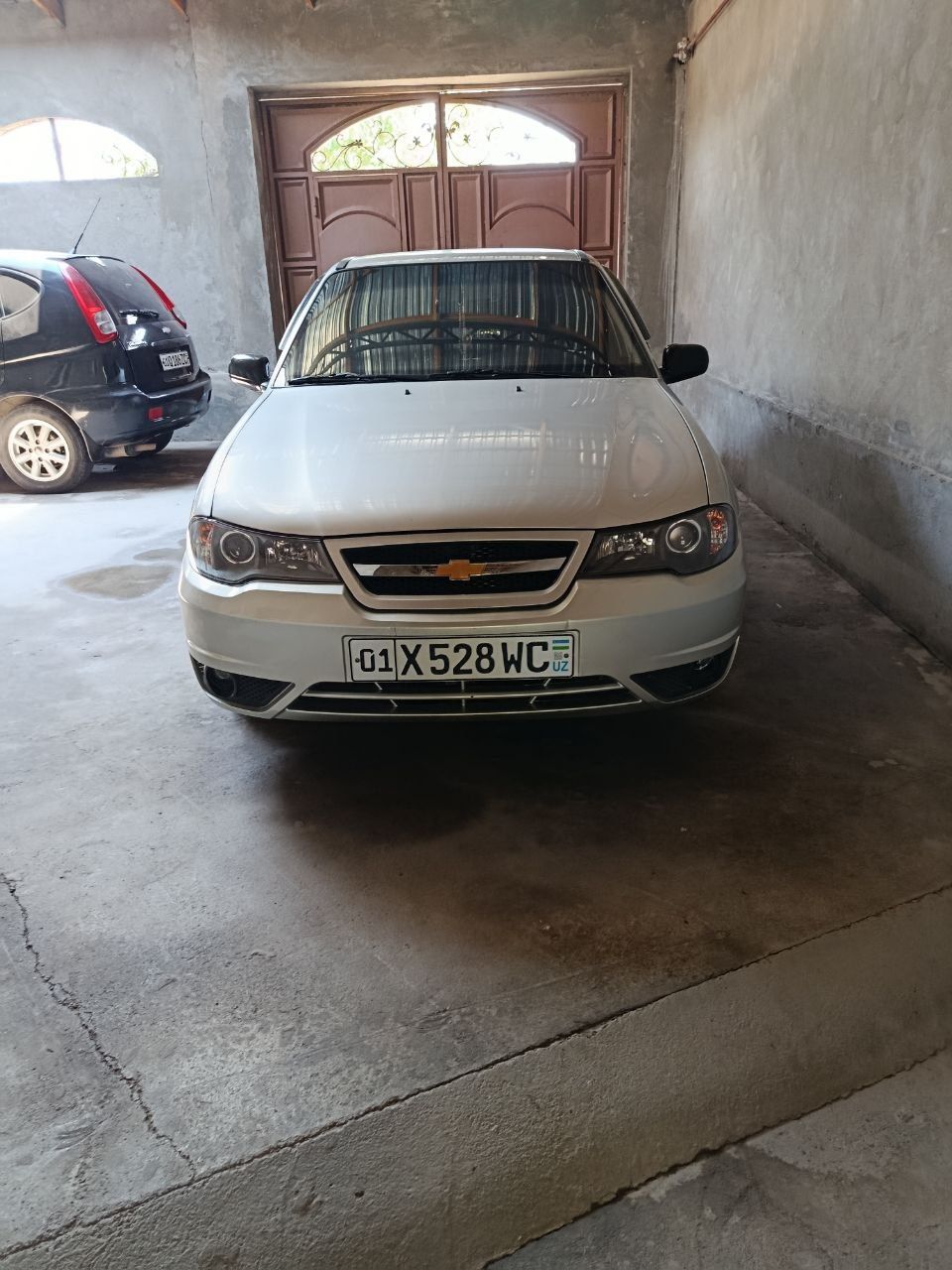 Продаётся нексия 2