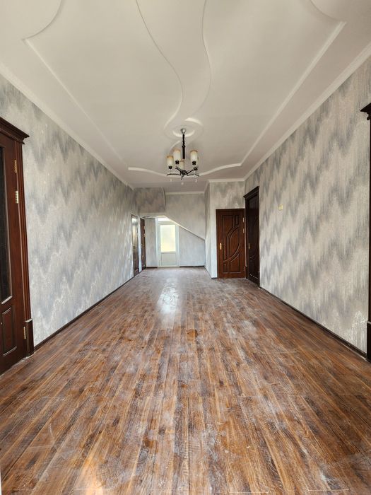 2 этаж и подвал уй сотилади