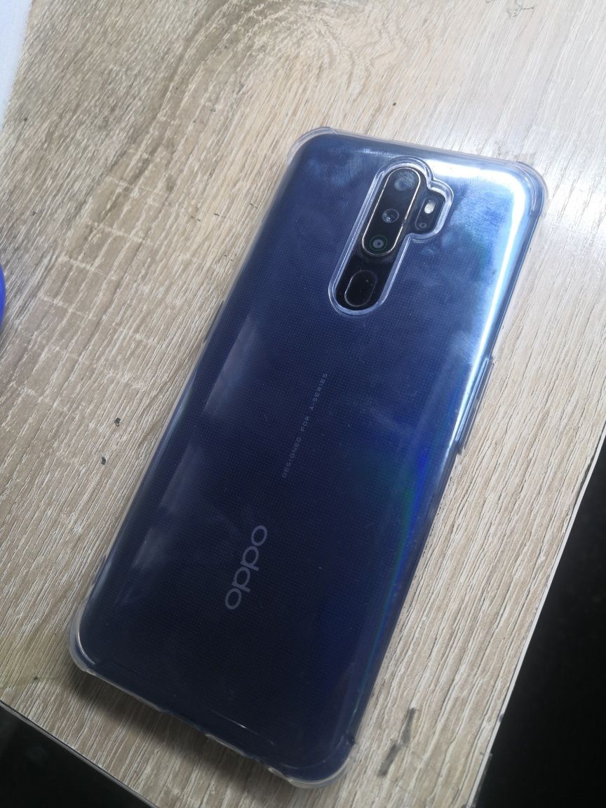 Продам Oppo A9 4/128гб