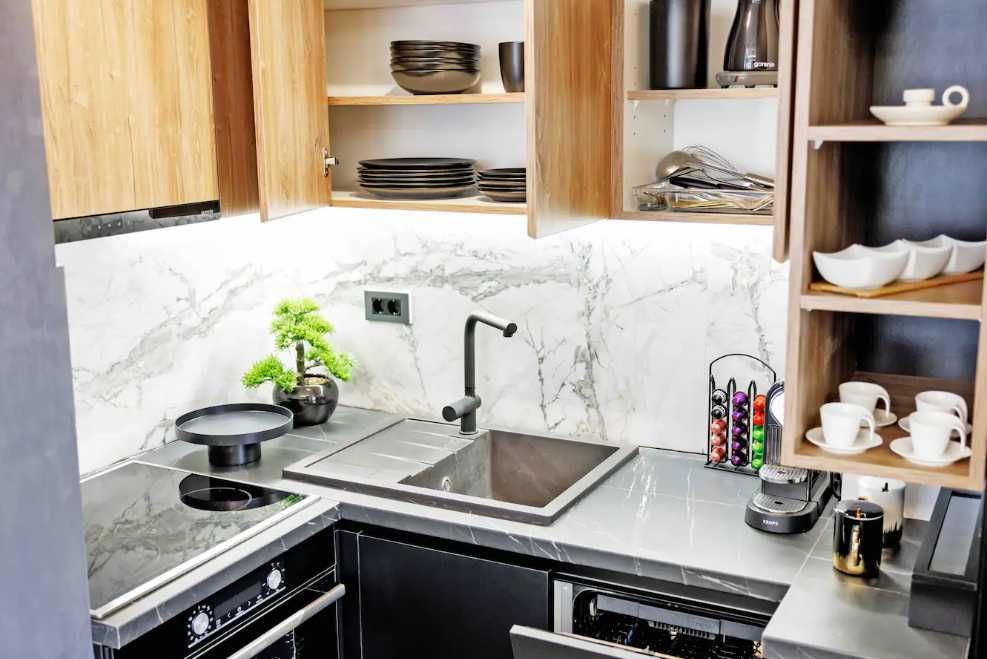 Дава се под наем Двустаен апартамент в Пловдив, Беломорски - 61 кв.м за 188.7 € - Снимка #1