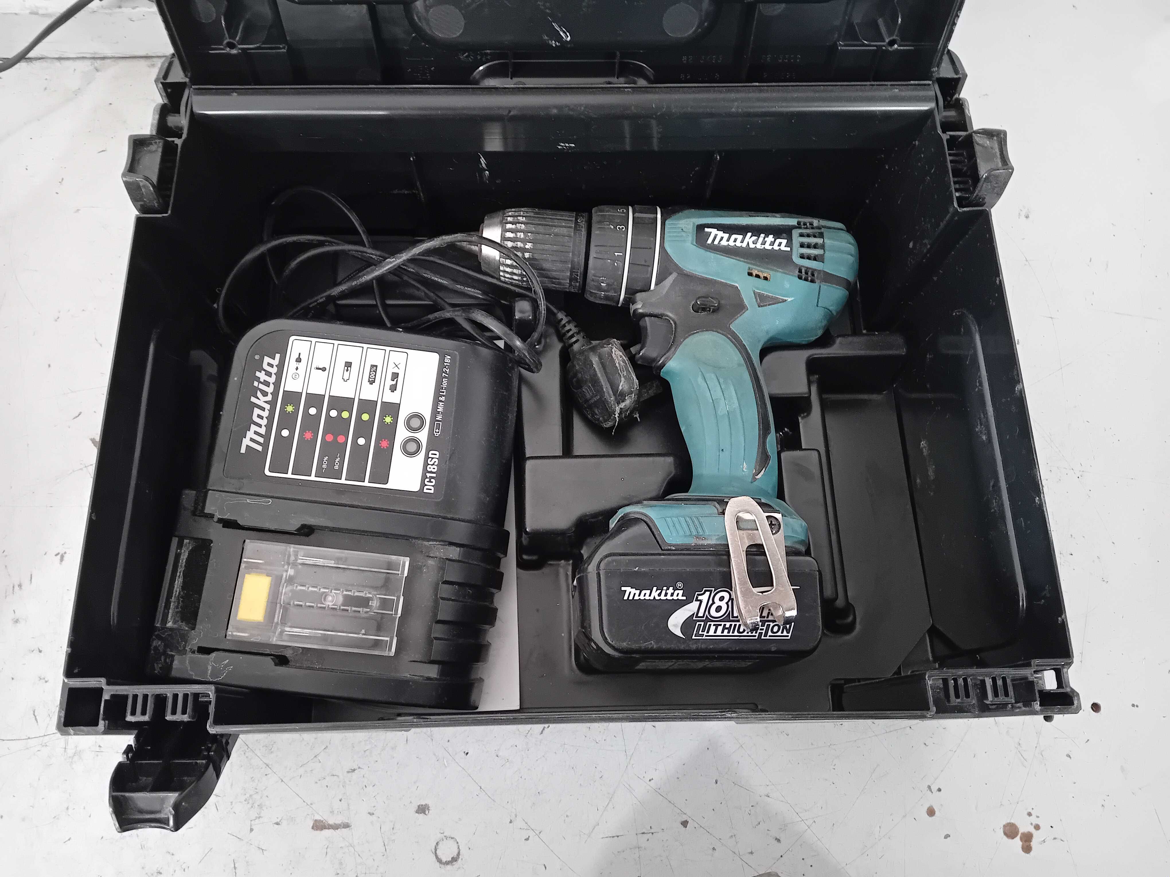 Винтоверт - Makita 18 V li ion