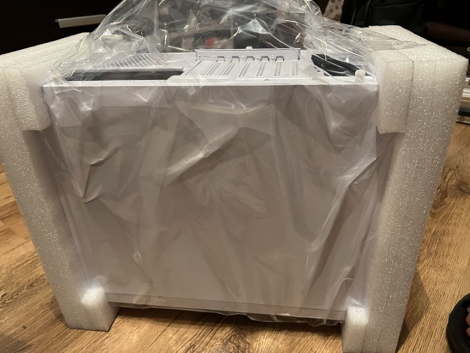 Carcasa, cooler procesor