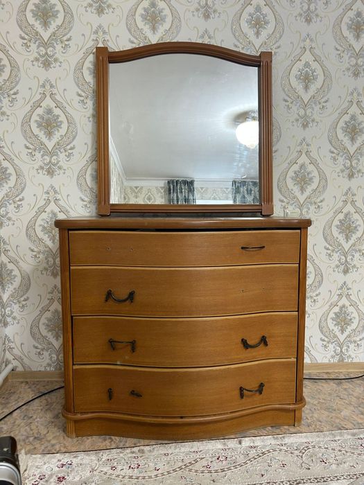 Срочно продам комод