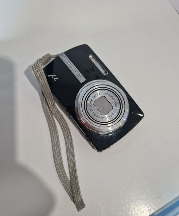 Aparat foto  / camera digitala fara accesorii