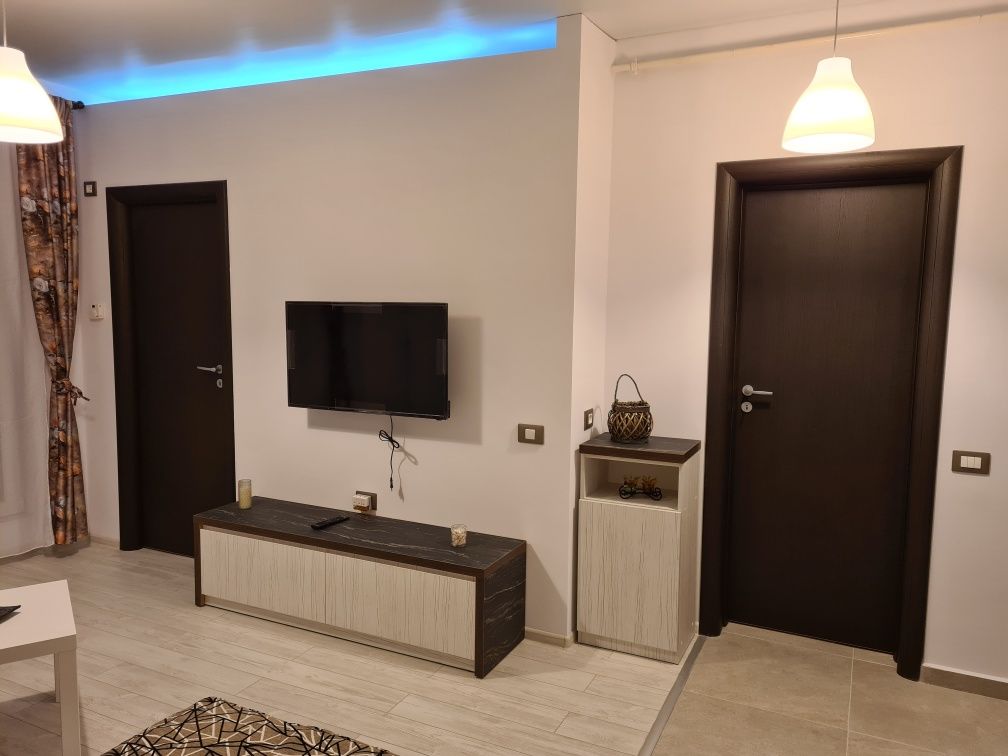 Studio 2 camere de închiriat